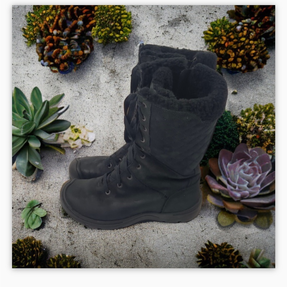 Keen Waterproof Winter boot -EUC -Sz 6 ☀️ - Picture 5 of 10